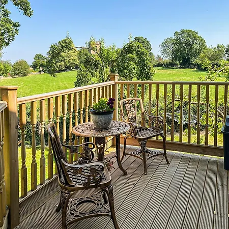 Maple House Retreat
